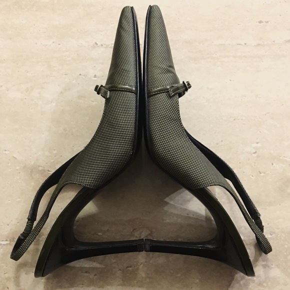 💥Adorable Monica Magli heels💥 - Picture 3 of 8