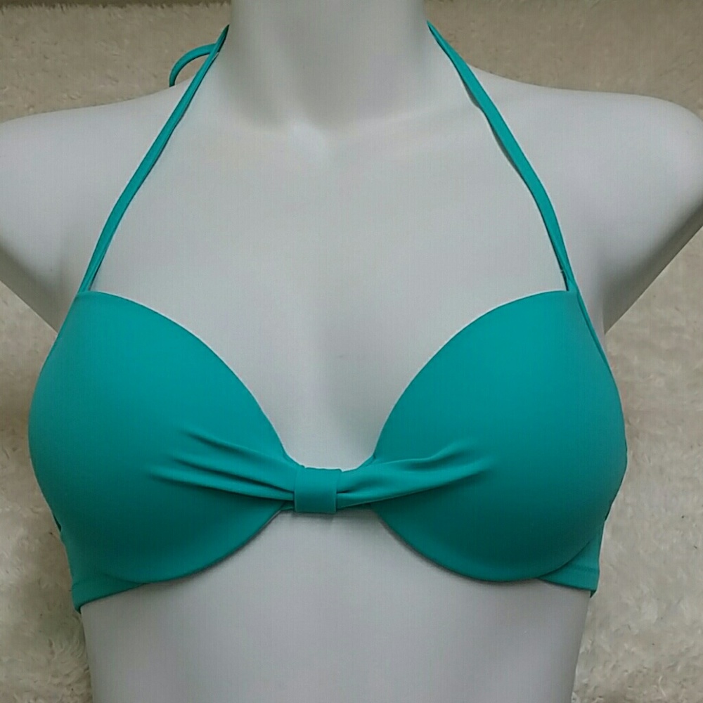 PINK Victoria's Secret bikini top