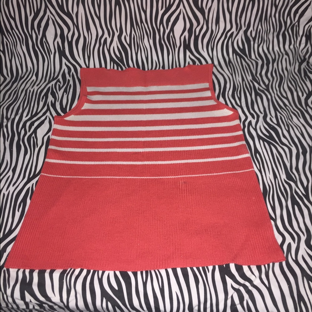 Ladies WhiteStag Size M (8-10) Peach/white Shirt.