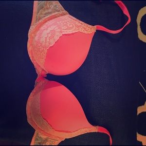 Victoria's Secret Plunge Push Up Bra