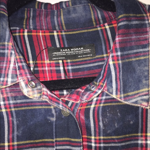 Button down - Picture 3 of 4