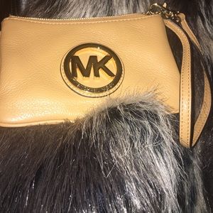 Michael kors wallet