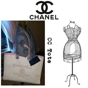 Sold !Deuville Tote Bag Size Medium Pink and White