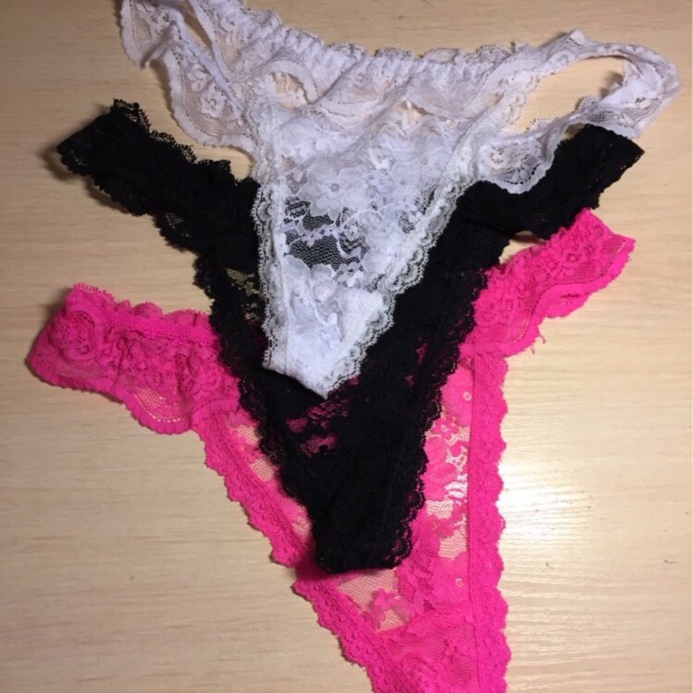 Lace thong panty