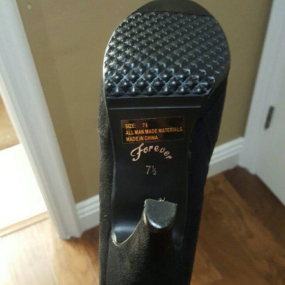 **SOLD** - Picture 2 of 8