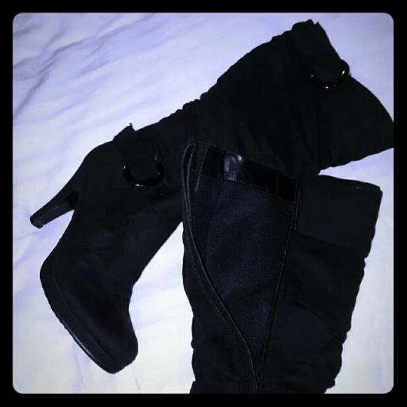 **SOLD** - Picture 4 of 8