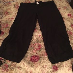 Water girl by Patagonia capris