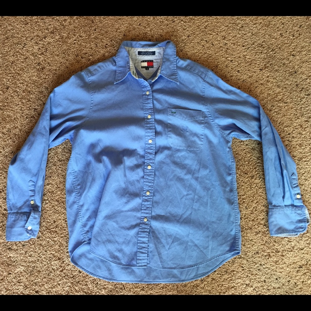 ❌SOLD❌ Tommy Hilfiger women size 12, XL blue shirt