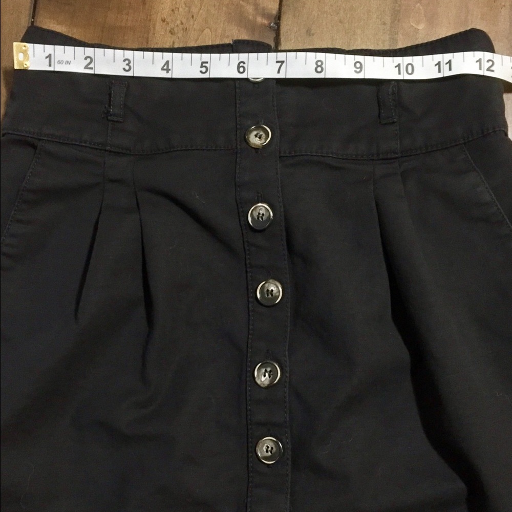 🎉 Sold 🎉 Zara Basic Button Skirt, Small - Picture 5 of 5