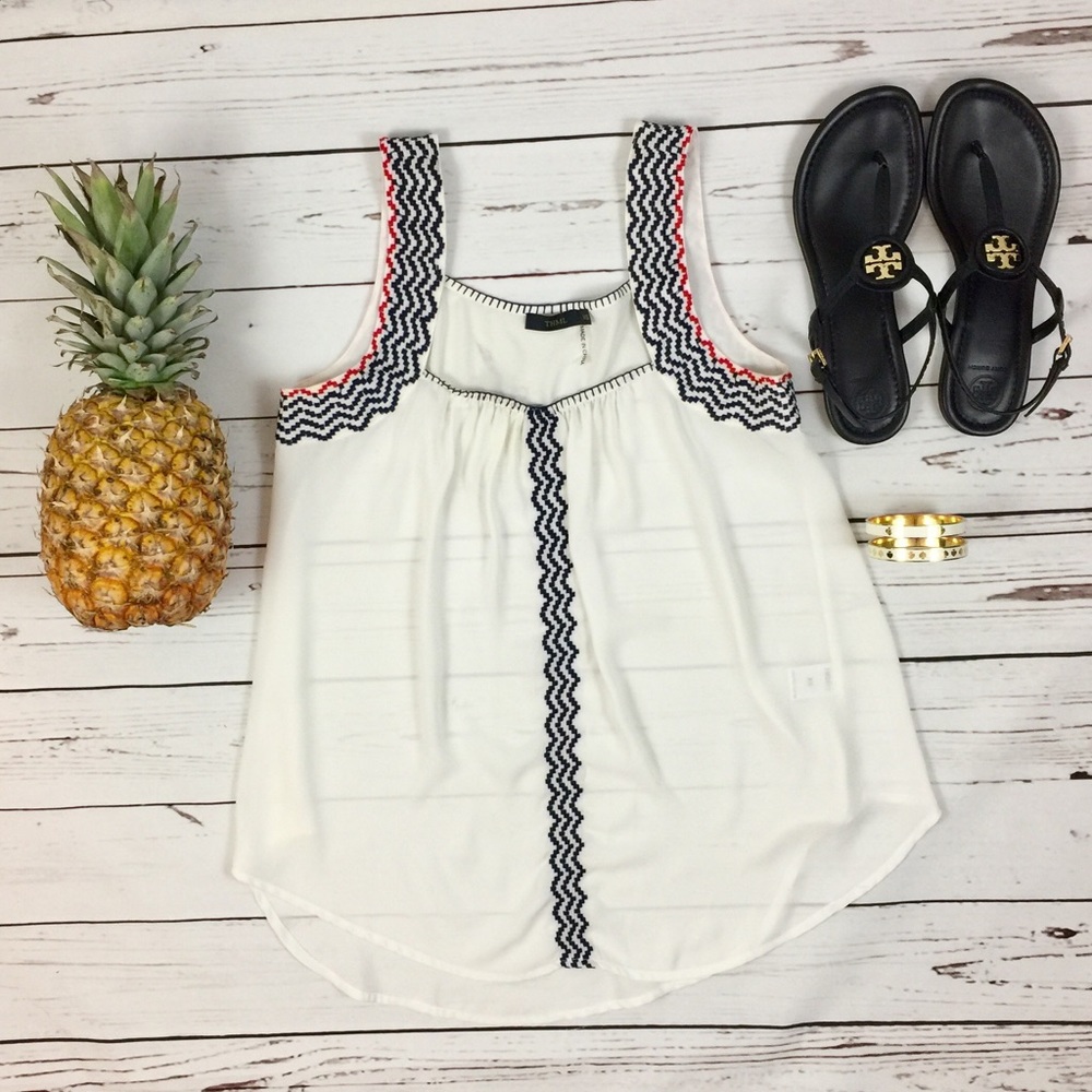 🌿• THML Embroidery Top