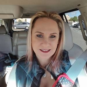 Meet your Posher, Renee