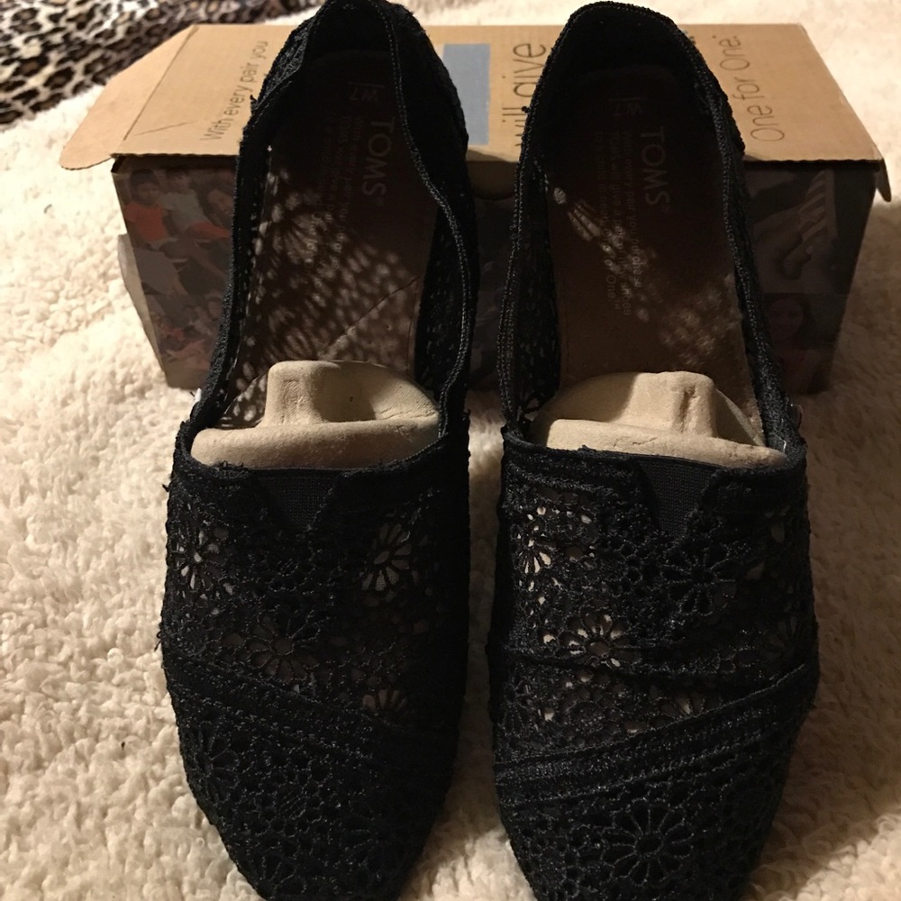 Toms Black Crochet