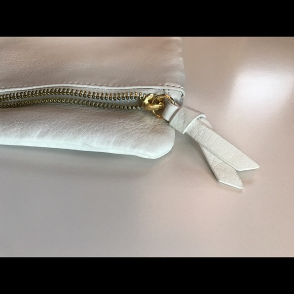 Vegan Leather Clutch - Picture 4 of 6