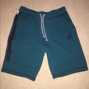 Nike tech fleece shorts