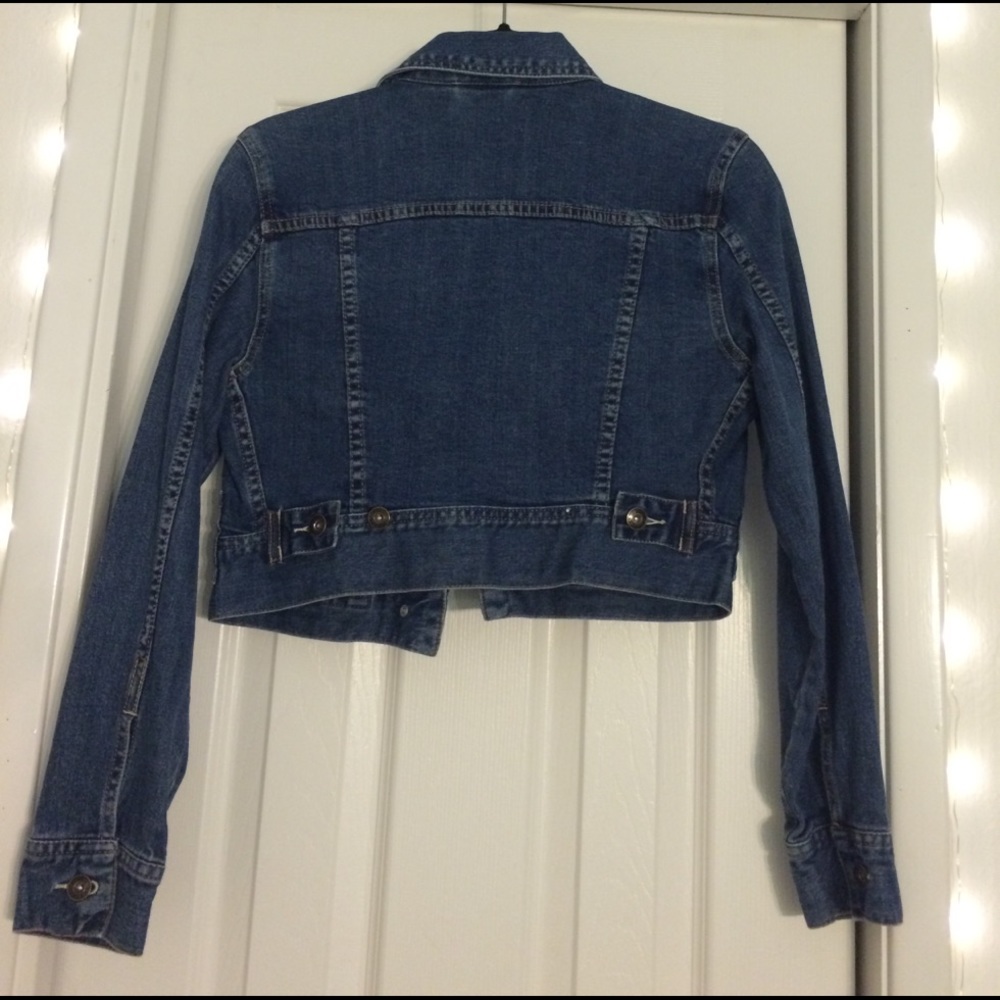 Cropped Jean Jacket - Picture 2 of 3