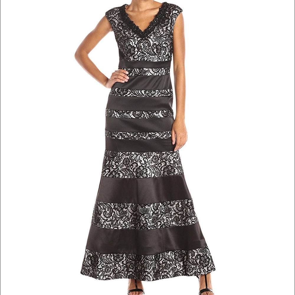 Dress “CYBER MONDAY”