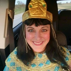 Meet your Posher, Joy