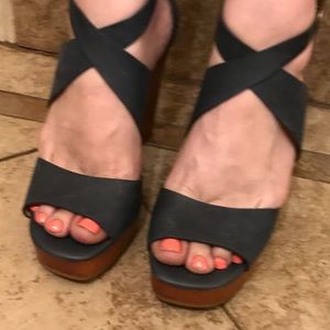 Wedge sandals