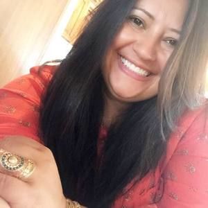 Meet your Posher, Iolanda