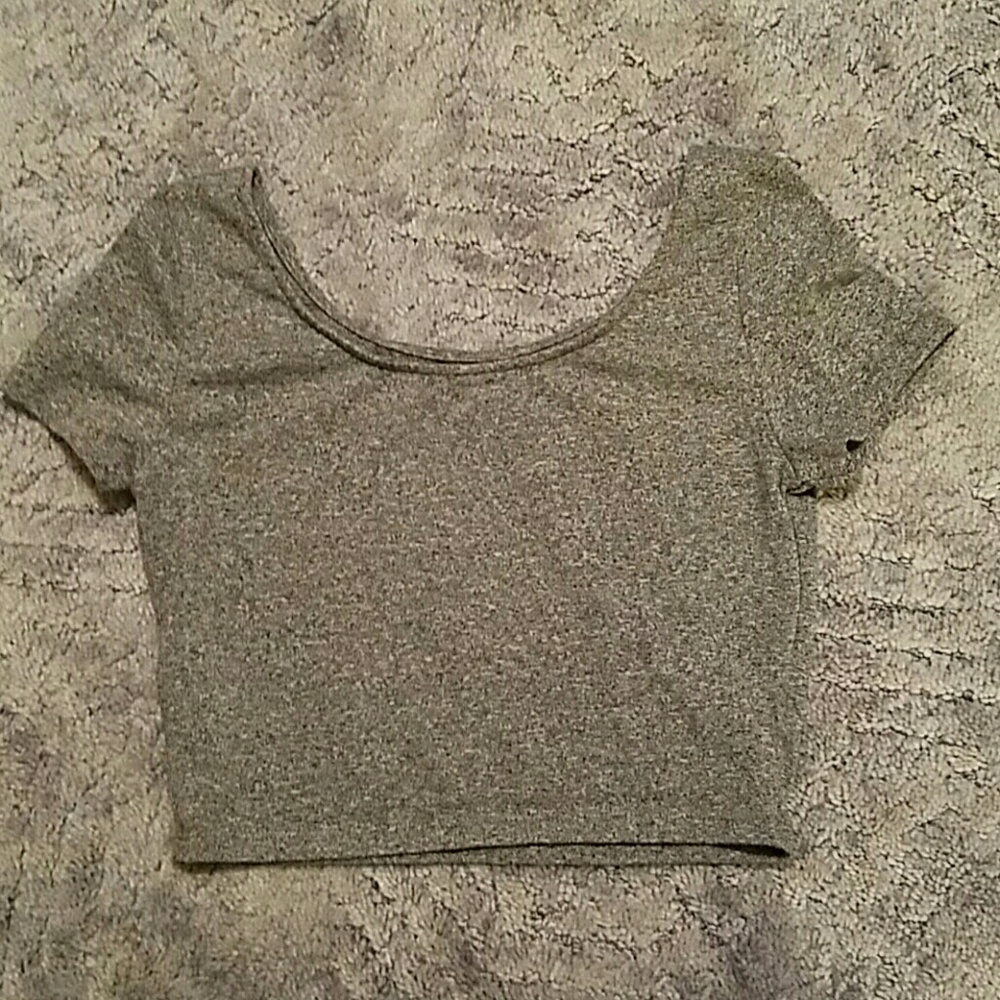 H&M Crop Top - Picture 2 of 3
