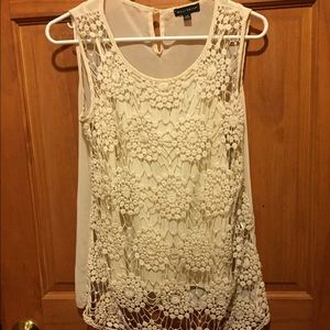 Willi Smith crochet tank with camisole lining