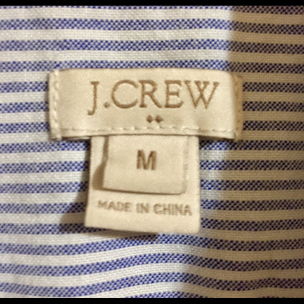 🎉 Sold 🎉 JCrew Camp Popover, Size Medium - Picture 4 of 4