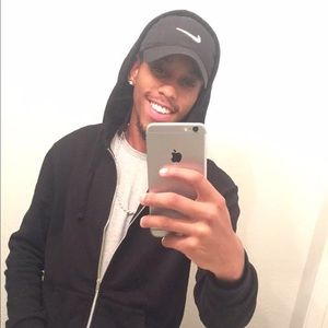 Meet your Posher, Khalil