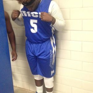 Meet your Posher, Desmond