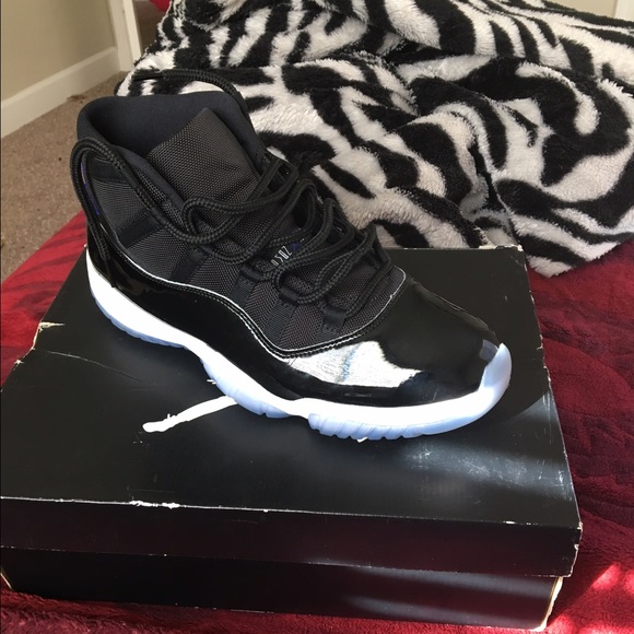 Only worn once Spacejams - Picture 2 of 5
