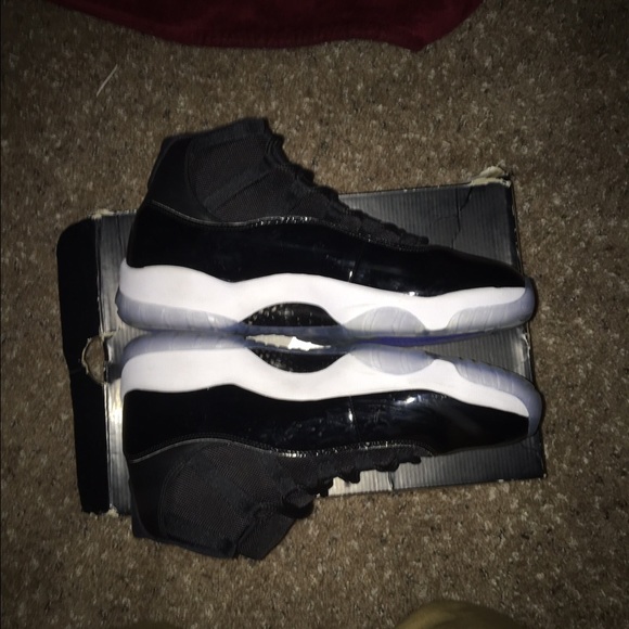 Only worn once Spacejams - Picture 4 of 5