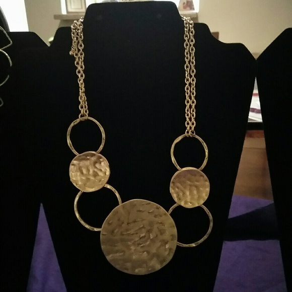 Costum Jewelry - Picture 2 of 8