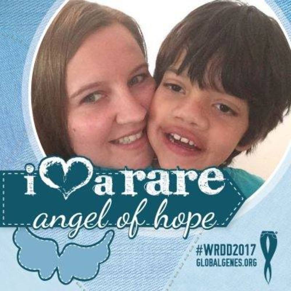 Meet your Posher, Crystal