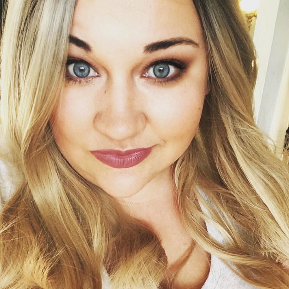 Meet your Posher, Crystal