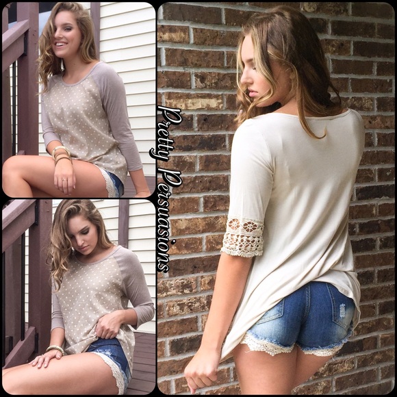 CLEARANCE‼️ Distressed Denim & Crochet Trim Shorts - Picture 6 of 8