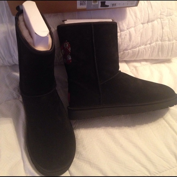 Authentic Ugg Minnie Crystal Boots New SALE - Picture 3 of 4