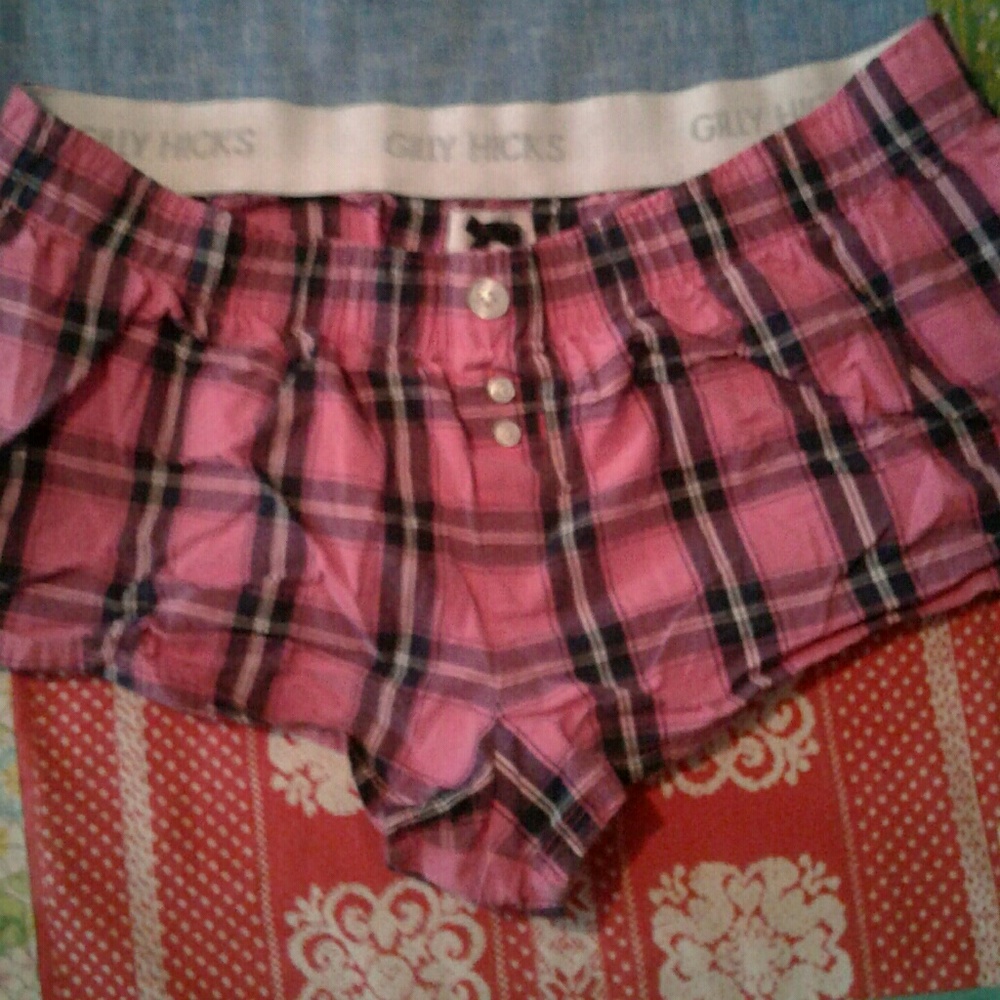 GILLY HICKS SLEEP SHORTS