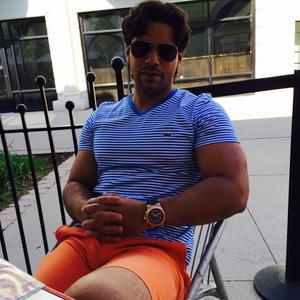 Meet your Posher, Eduardo