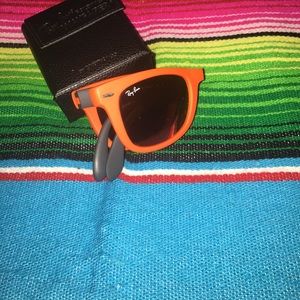 Ray Ban wayfarers (folding)