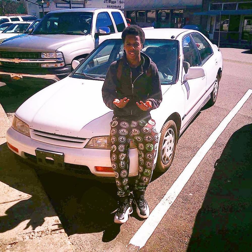 Meet your Posher, Milan