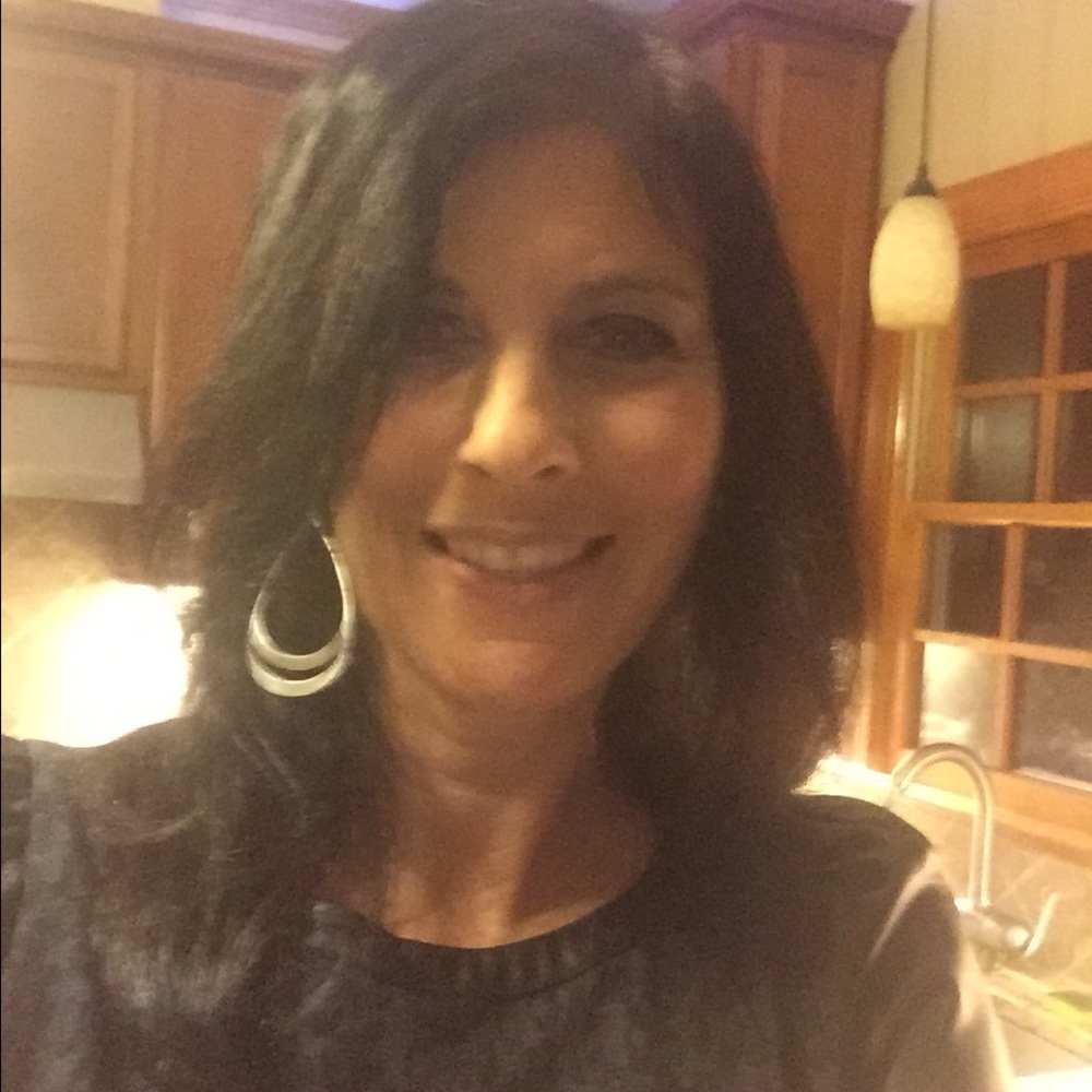 Meet your Posher, Wendy