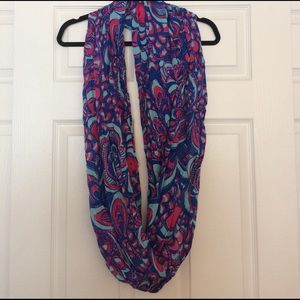 Lilly Pulitzer Riley infinity loop scarf
