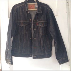 Levi Standard Trucker Denim Jacket