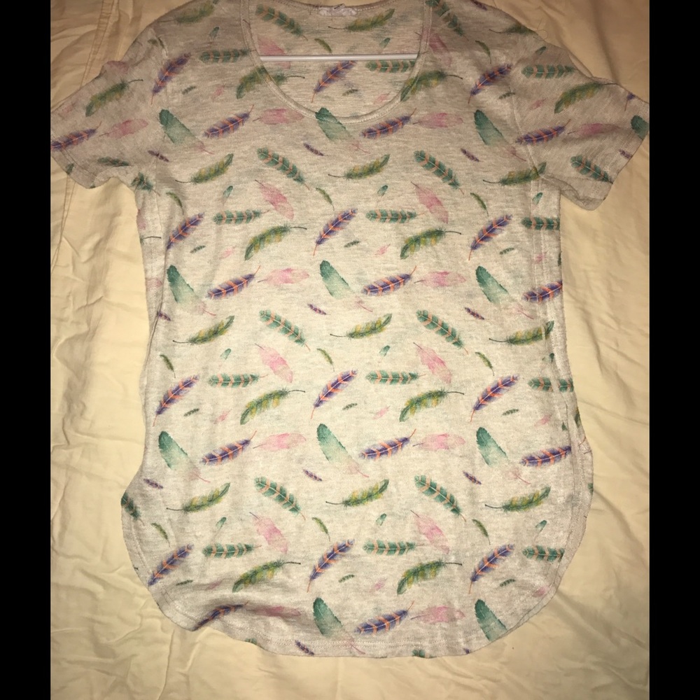 Feather Tee