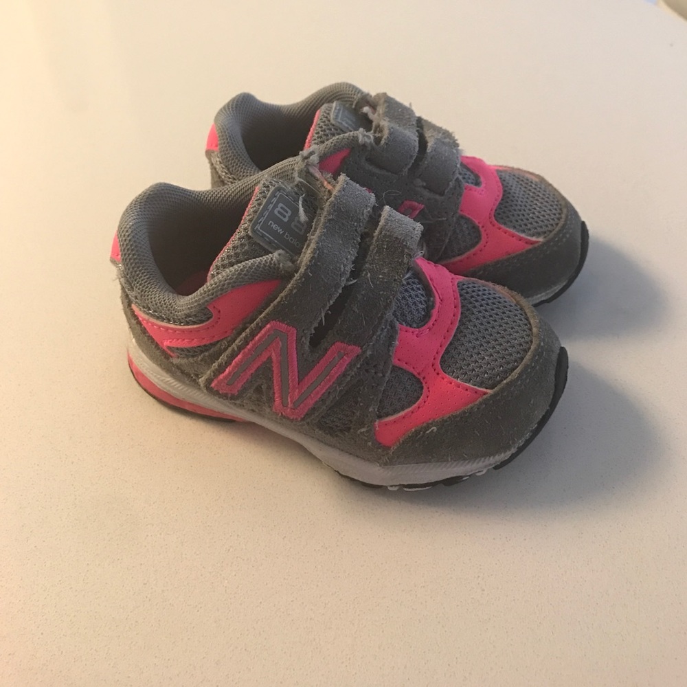 New Balance baby girls sneaker size 4