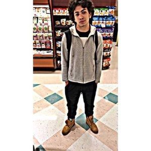 Meet your Posher, Bobby