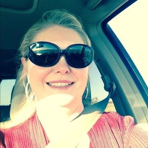 Meet your Posher, Toni