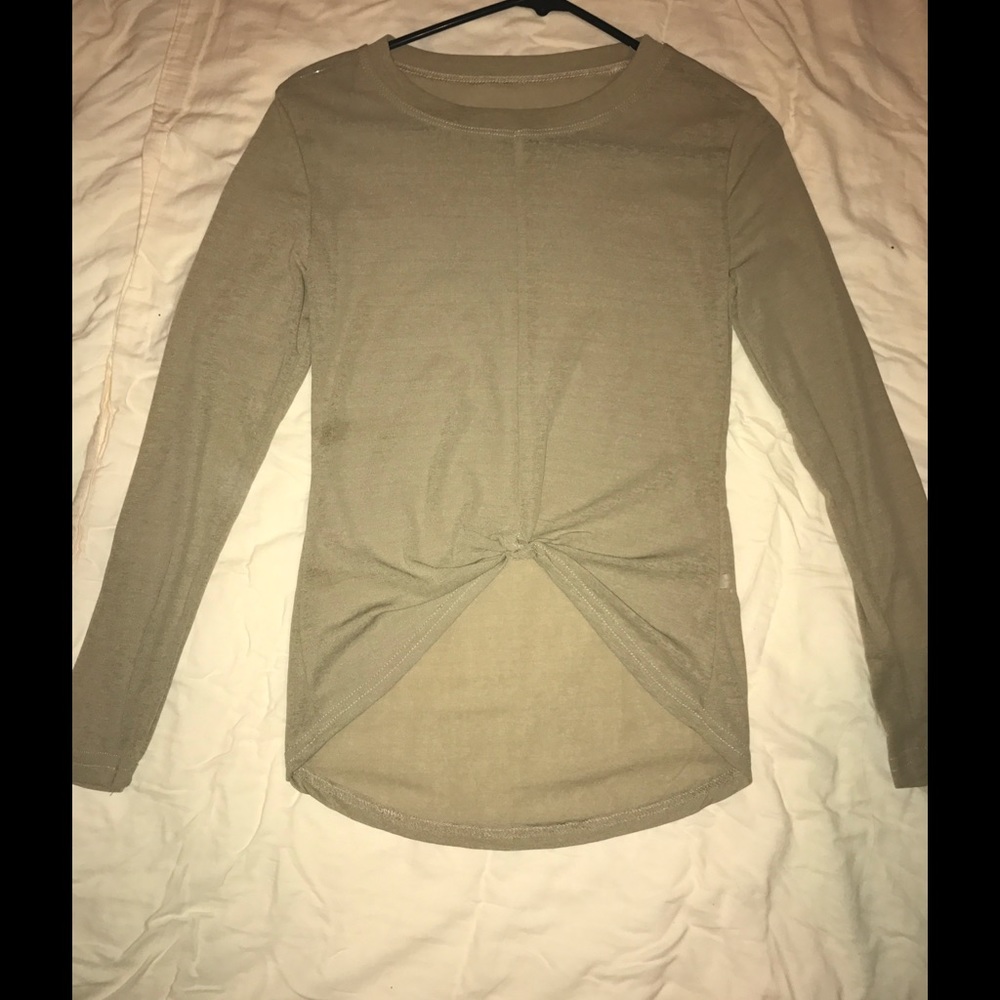 Tie front top