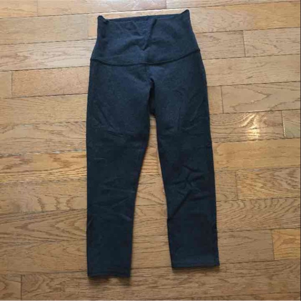 Lululemon charcoal cotton high rise WUC size 4