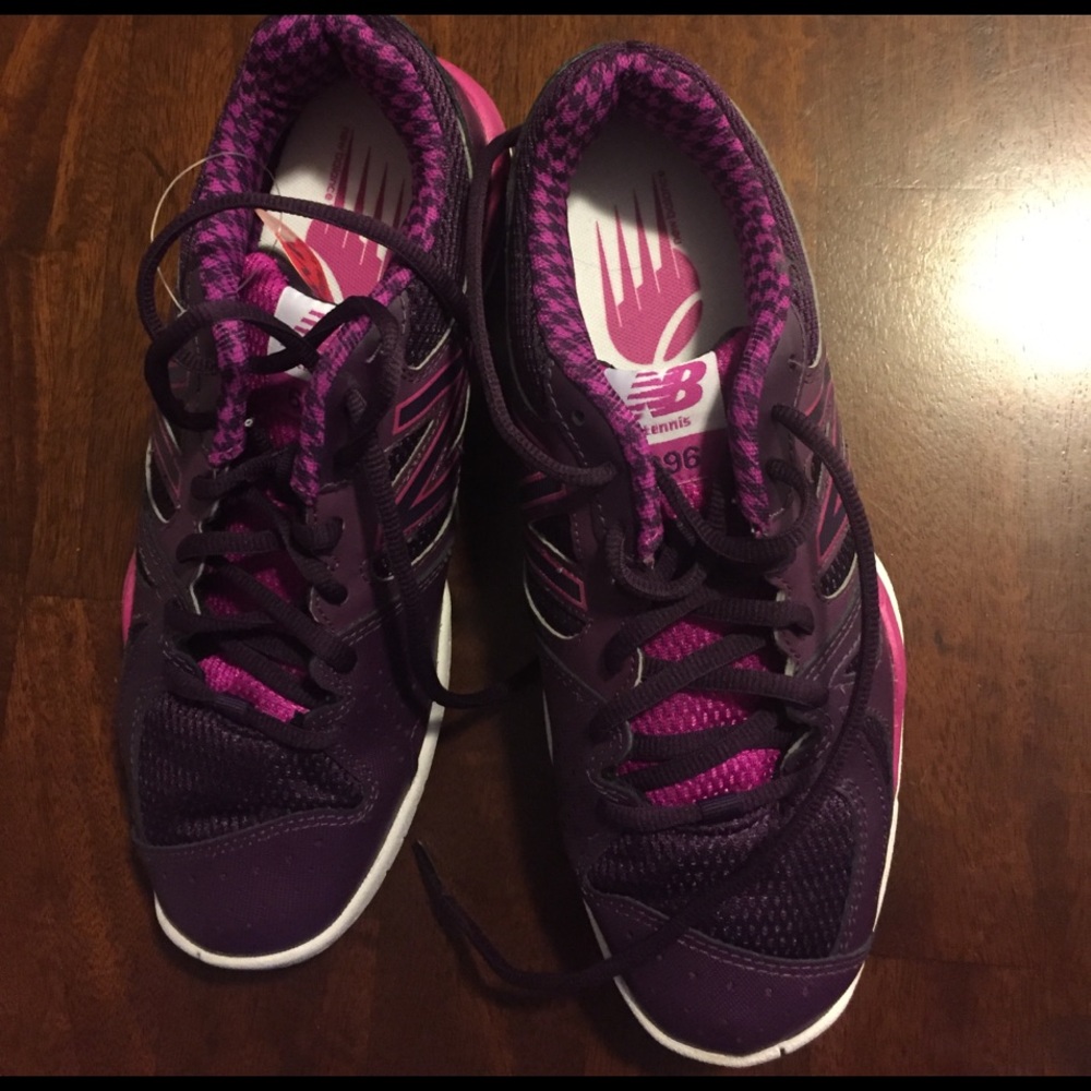 New balance shoes