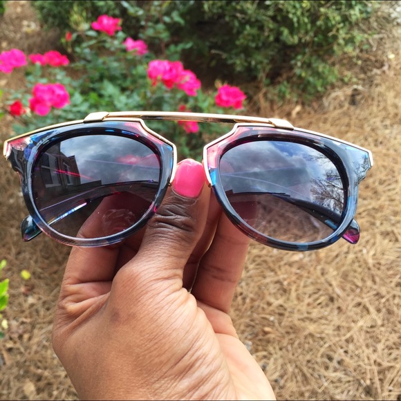 Gorgeous Sunnies UV400 Sunglasses - Picture 2 of 4